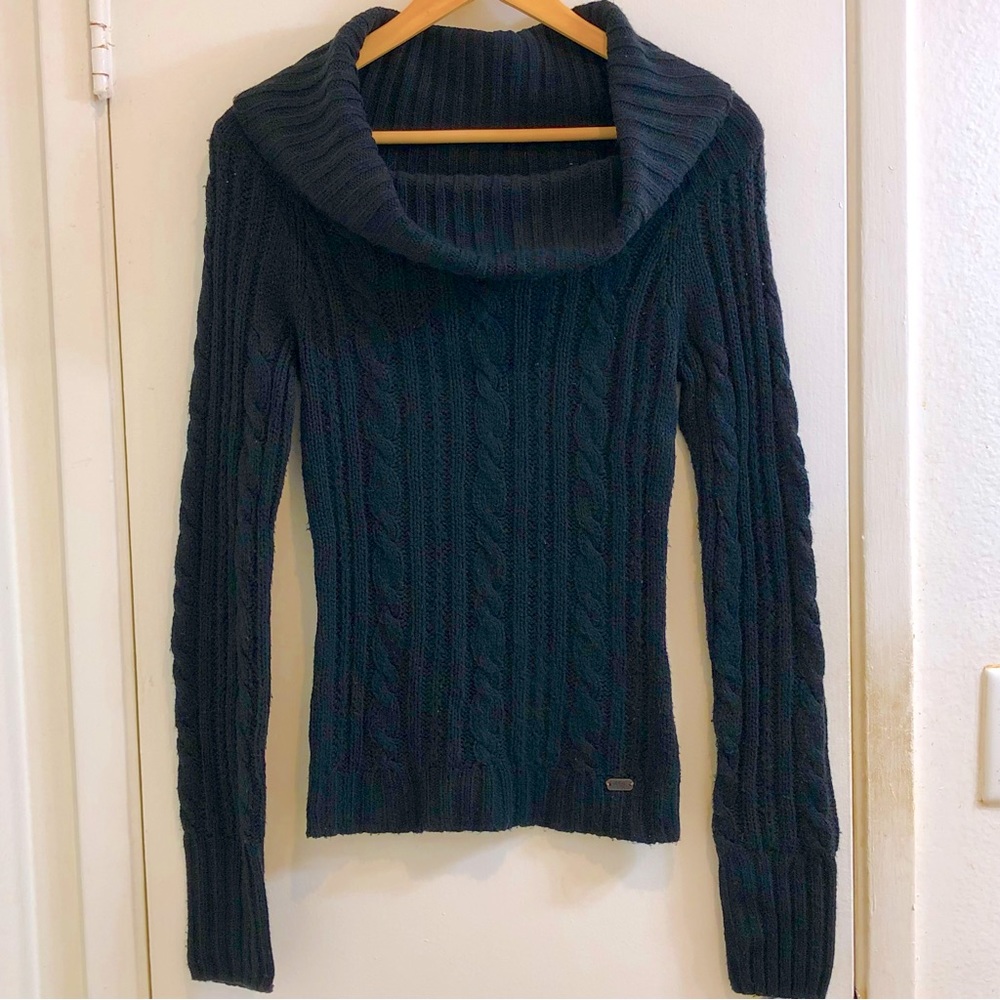 Roxy Chunky Cable Knit Cowl Neck Sweater Deep Ribbed Hem/Cuff/Neck Size Small.